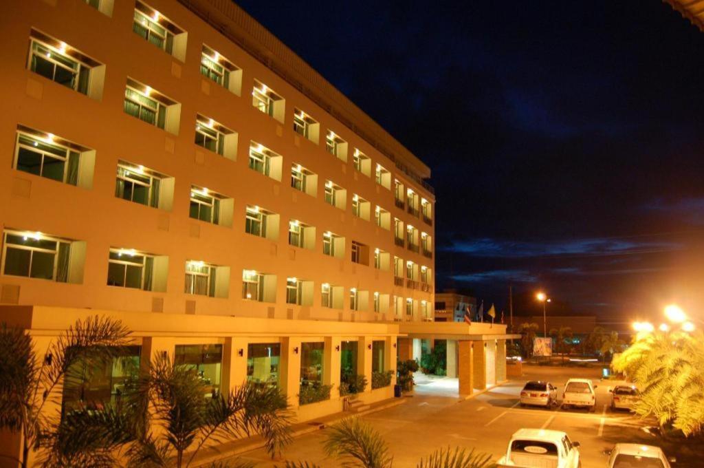 Western Grand Hotel Ratchaburi Ban Bang Kra Экстерьер фото