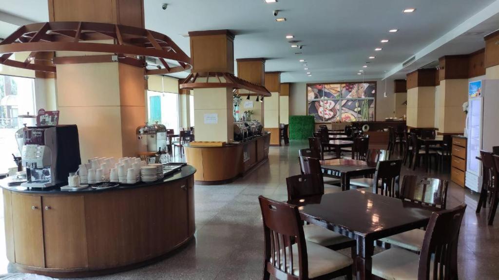 Western Grand Hotel Ratchaburi Ban Bang Kra Экстерьер фото