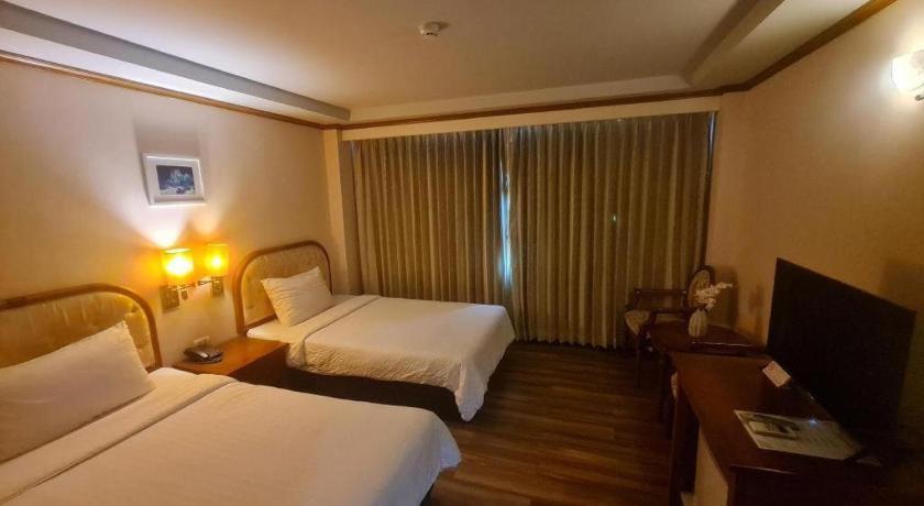 Western Grand Hotel Ratchaburi Ban Bang Kra Экстерьер фото